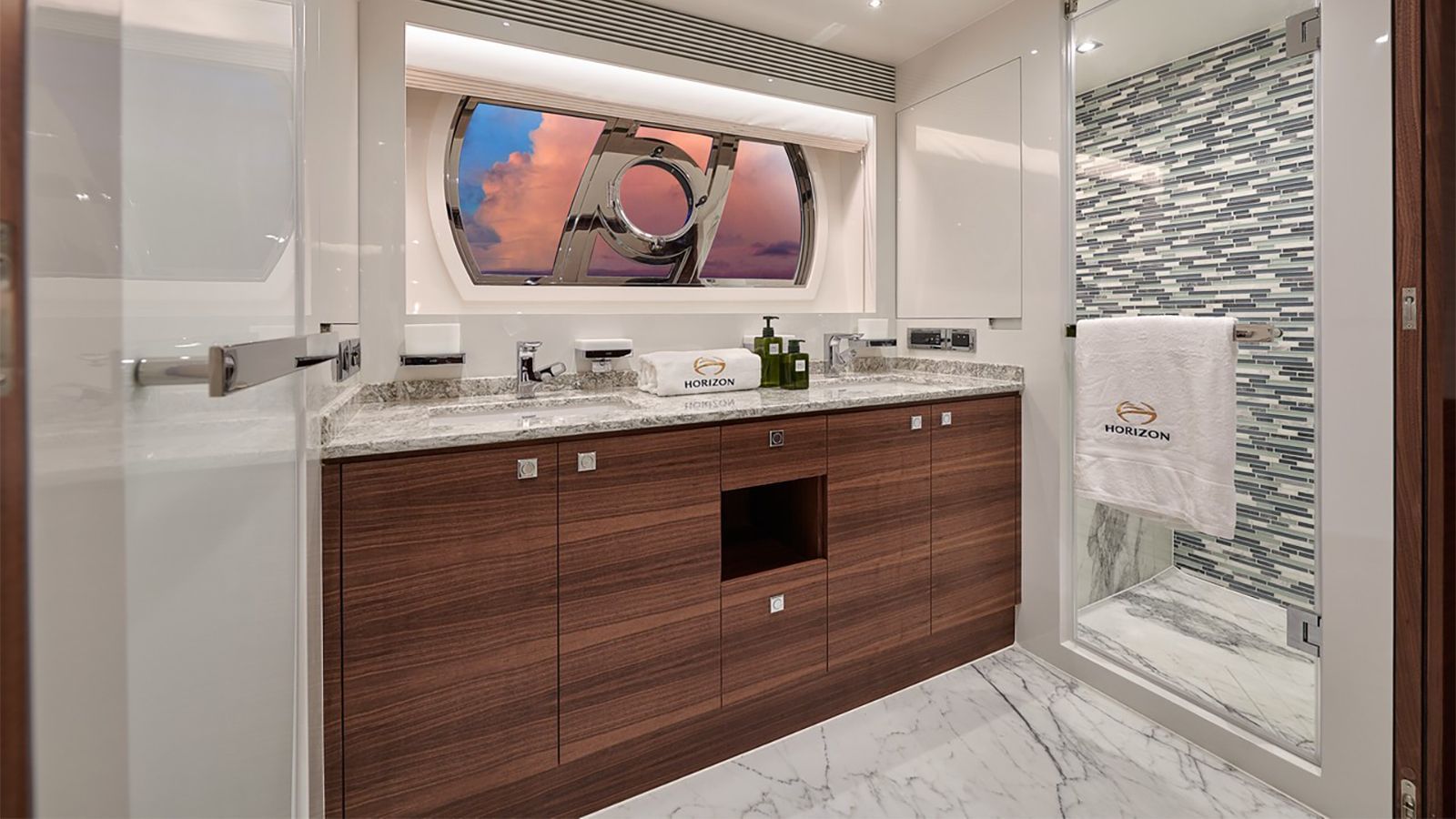 NAYA MARYN-16-gallery