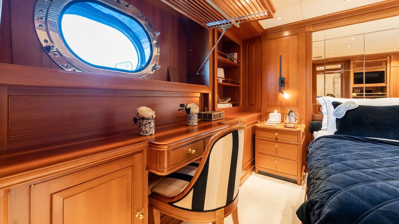 Almyra II-35-gallery