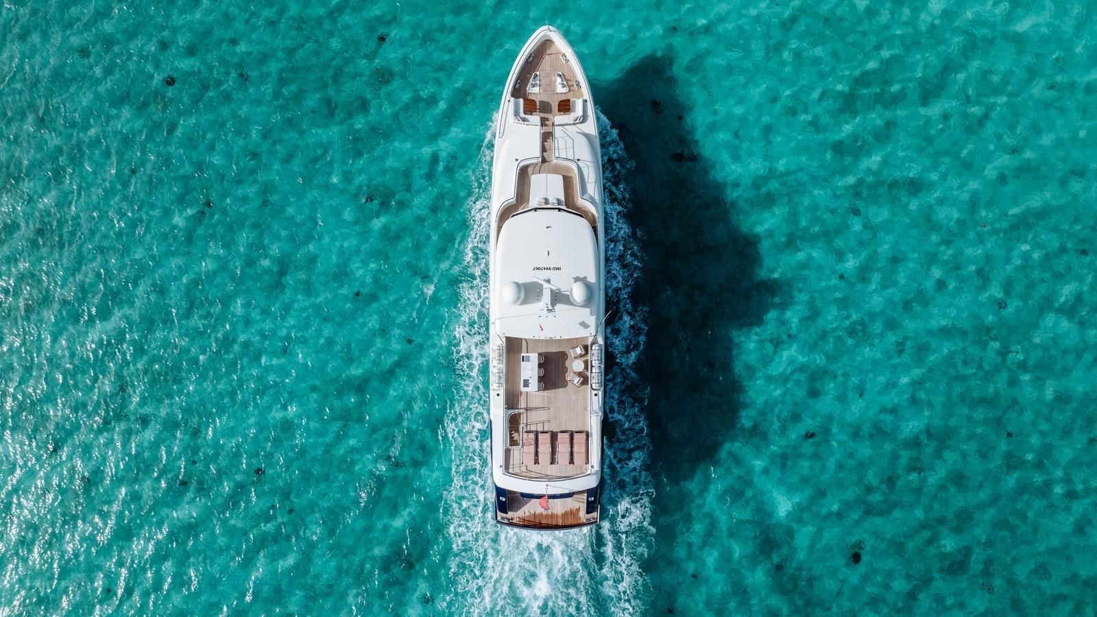 Moonen 110 Mustique-2-gallery